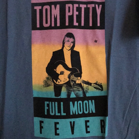 1 LEFT!!  NEW GRAPHIC T-shirt Tom Petty - Picture 3 of 5